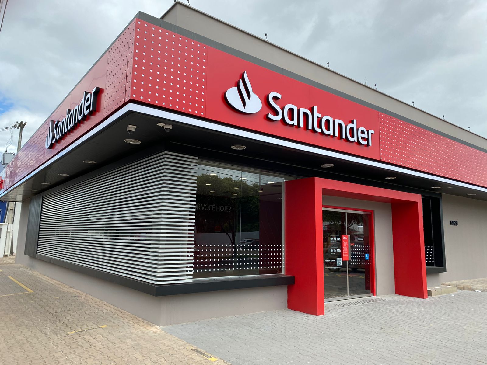 https://www.bomdiamercado.com.br/wp-content/uploads/2023/11/agencia-santander-banco-divulgacao.jpeg