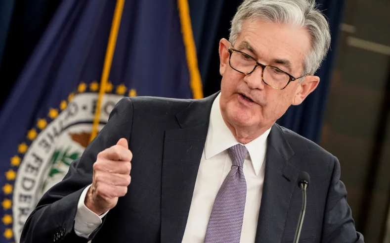 Powell fala em mais tempo para ter confiança de que inflação está sob controle