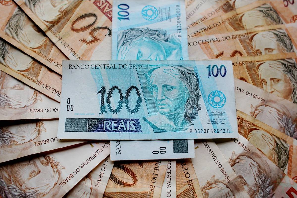 https://www.bomdiamercado.com.br/wp-content/uploads/2023/12/dinheiro-money-real-moeda.jpg